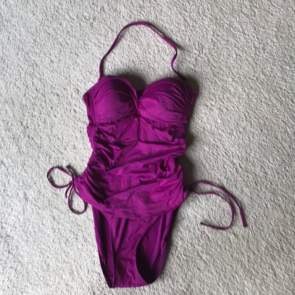 One piece bathing suit
